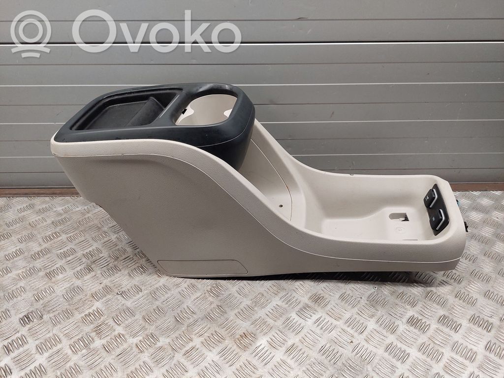 Centrālā konsole   AM86838PD2007,117JNJ3CBLT,5RJ94TRMAA,5XF83TRMAA