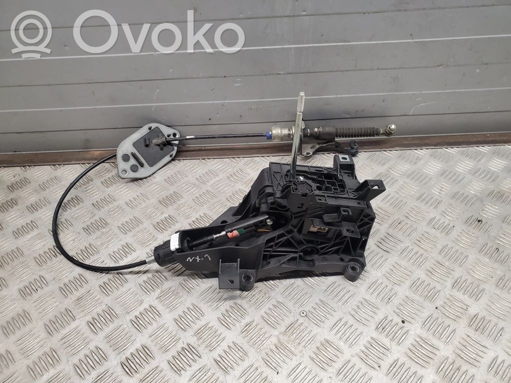 Lexus NX Gear shifter/selector 