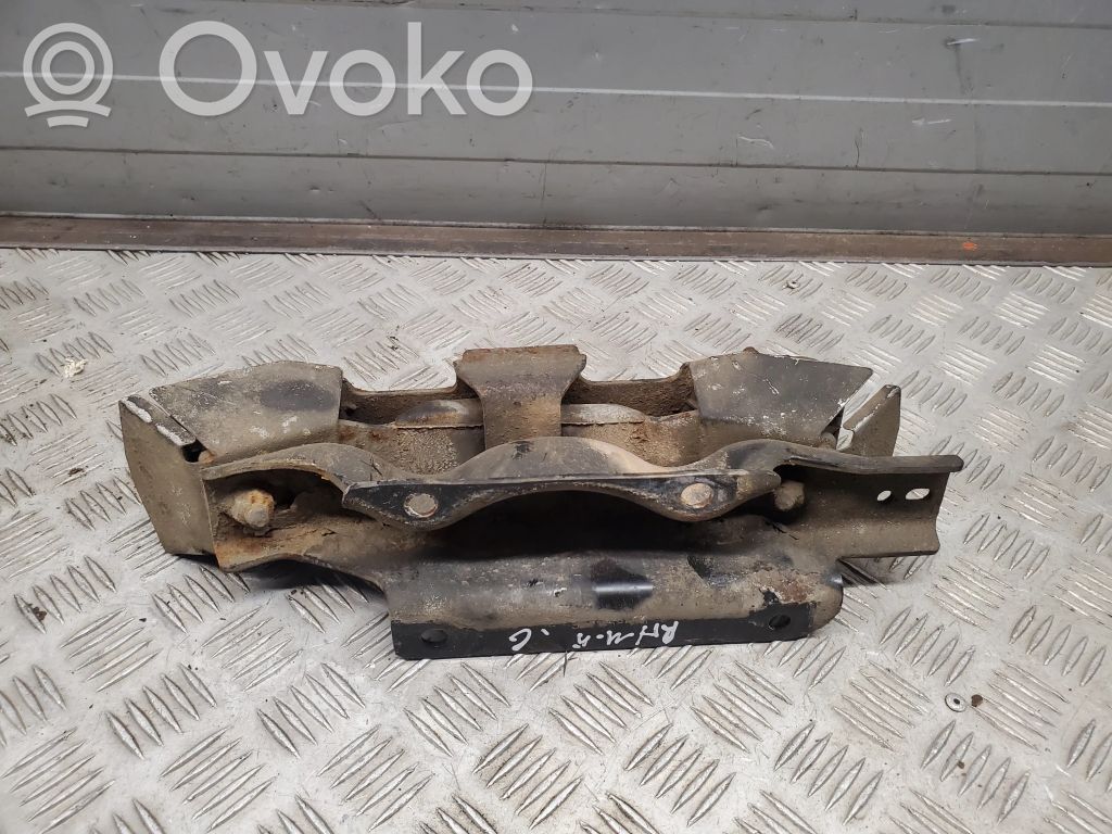 Dodge RAM Pārnesumkārbas stiprinājuma kronšteins 