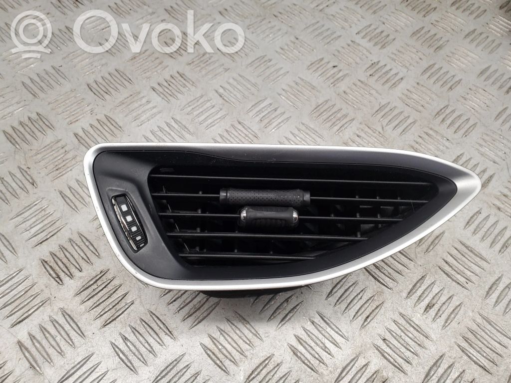 Chrysler Pacifica Šoninės oro grotelės 