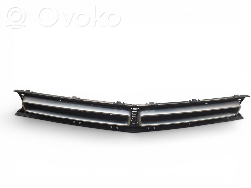 Front bumper upper radiator grill