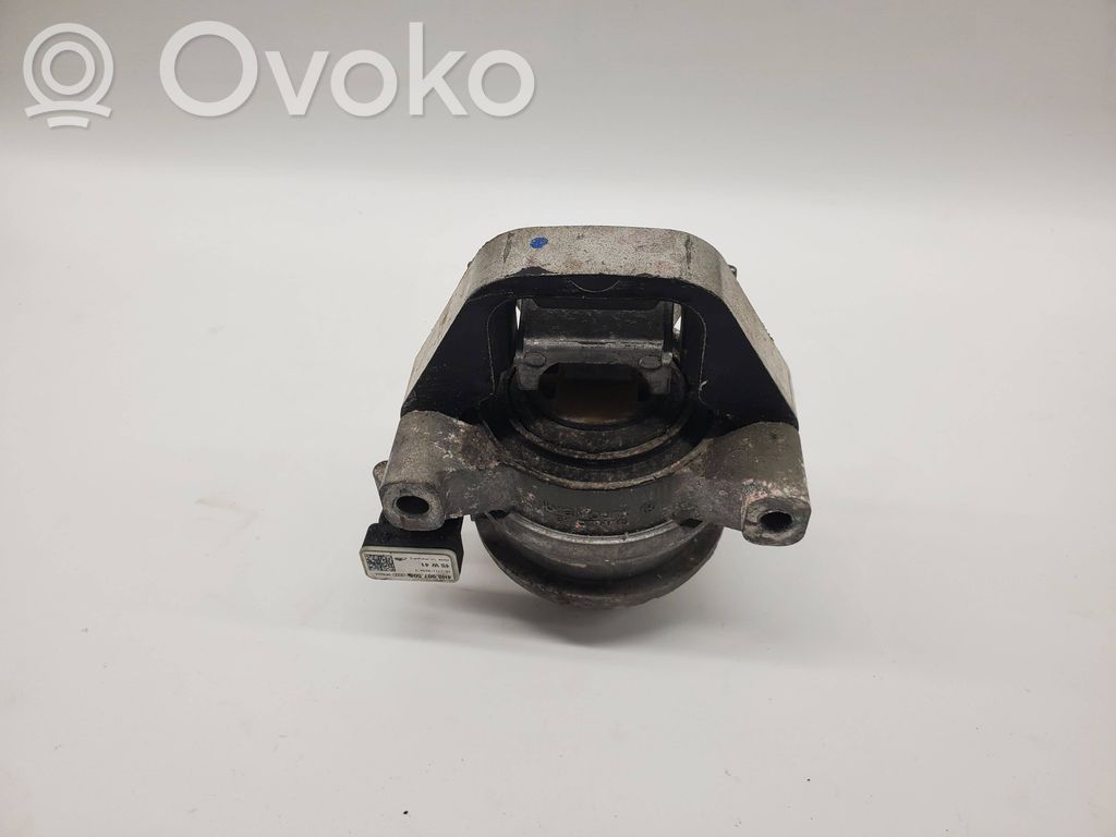 Audi A7 S7 4G Engine mount bracket 