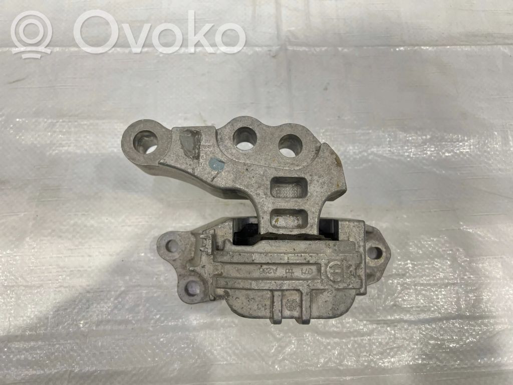 Fiat Tipo Engine mounting bracket 