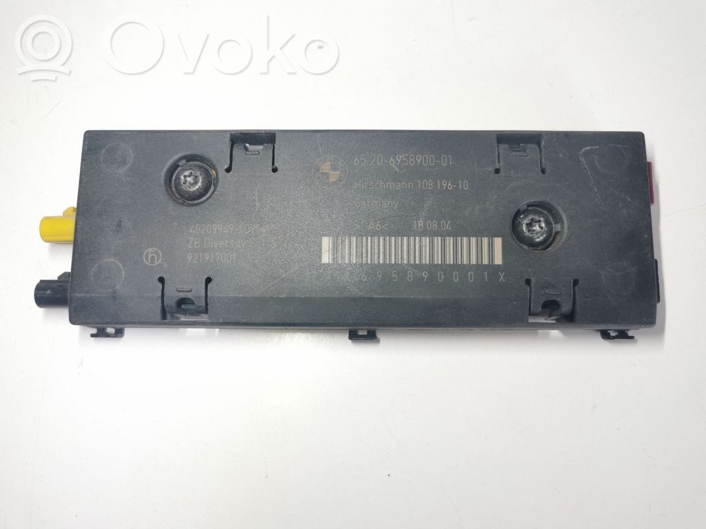 BMW 1 E81 E87 Antenos stiprintuvas 
