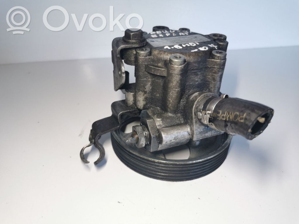 Peugeot Expert Power steering pump 