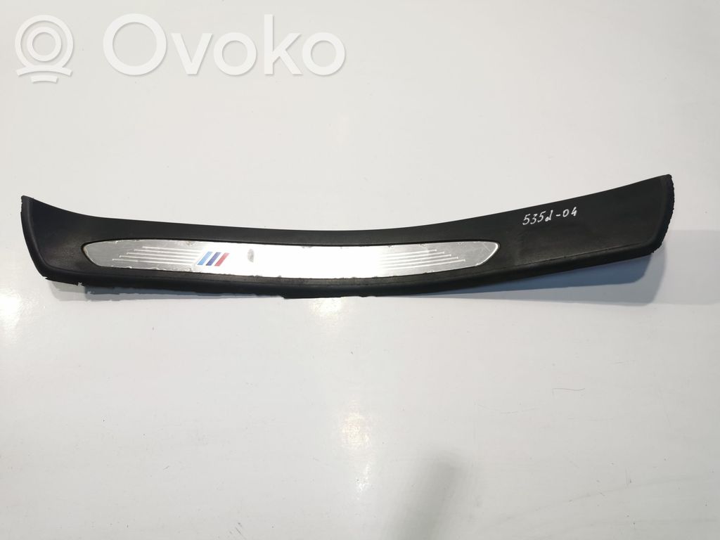 BMW 5 E60 E61 Galinio slenksčio apdaila (vidinė) 