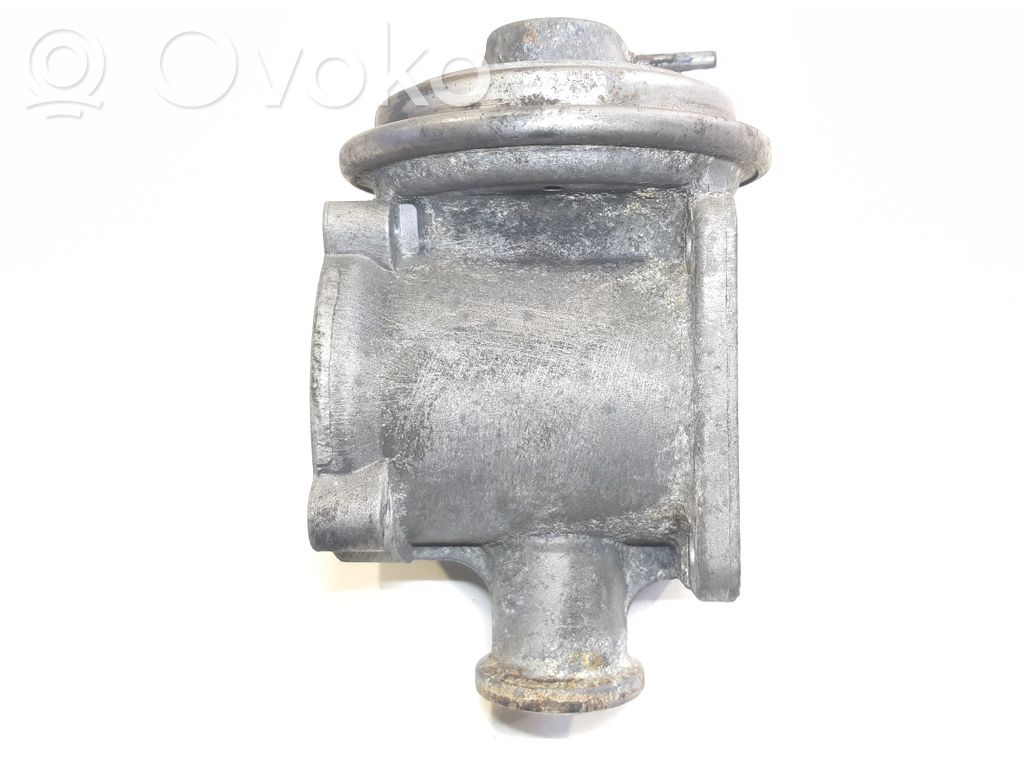 BMW 1 E81 E87 EGR valve 