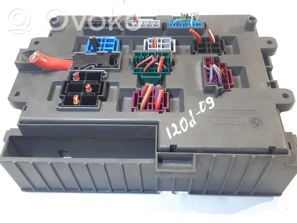 Drošinātāju bloks   10688710