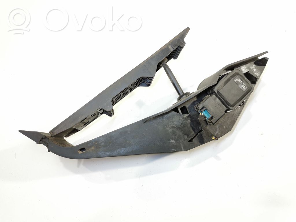 Accelerator throttle pedal   6772646,35426772646