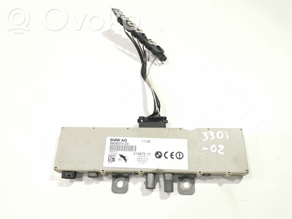 Pystyantennivahvistin   6906074