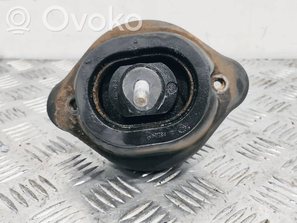 BMW X5 E53 Engine mount bracket 