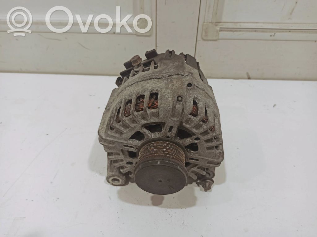 BMW 3 E90 E91 Alternator 
