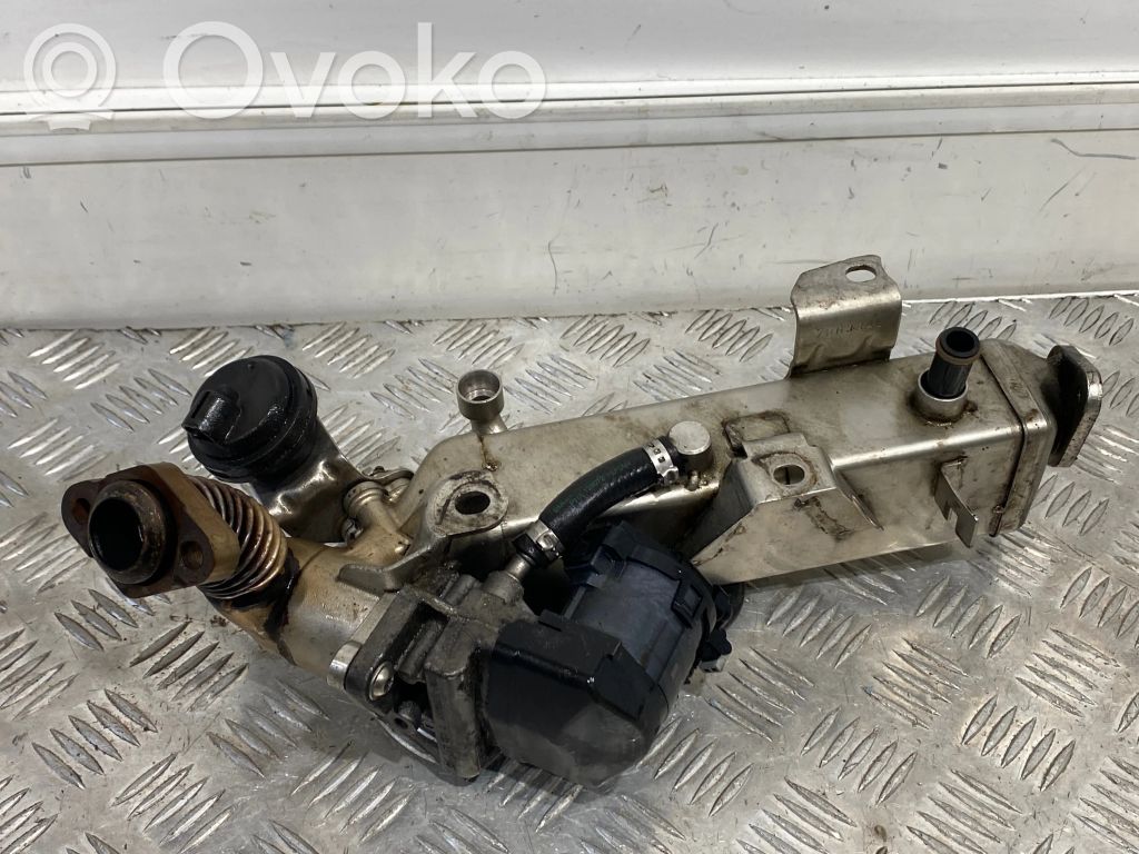BMW 3 E90 E91 Охладитель EGR 