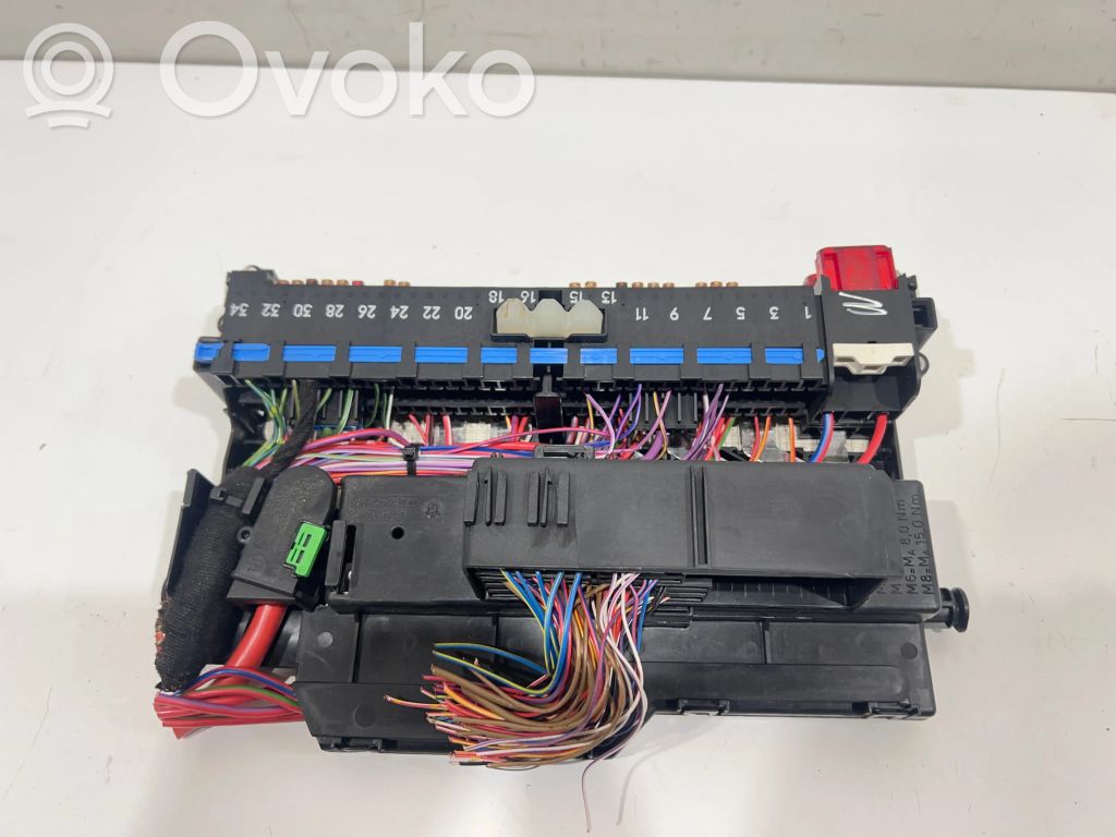 Fuse box set   8364542
