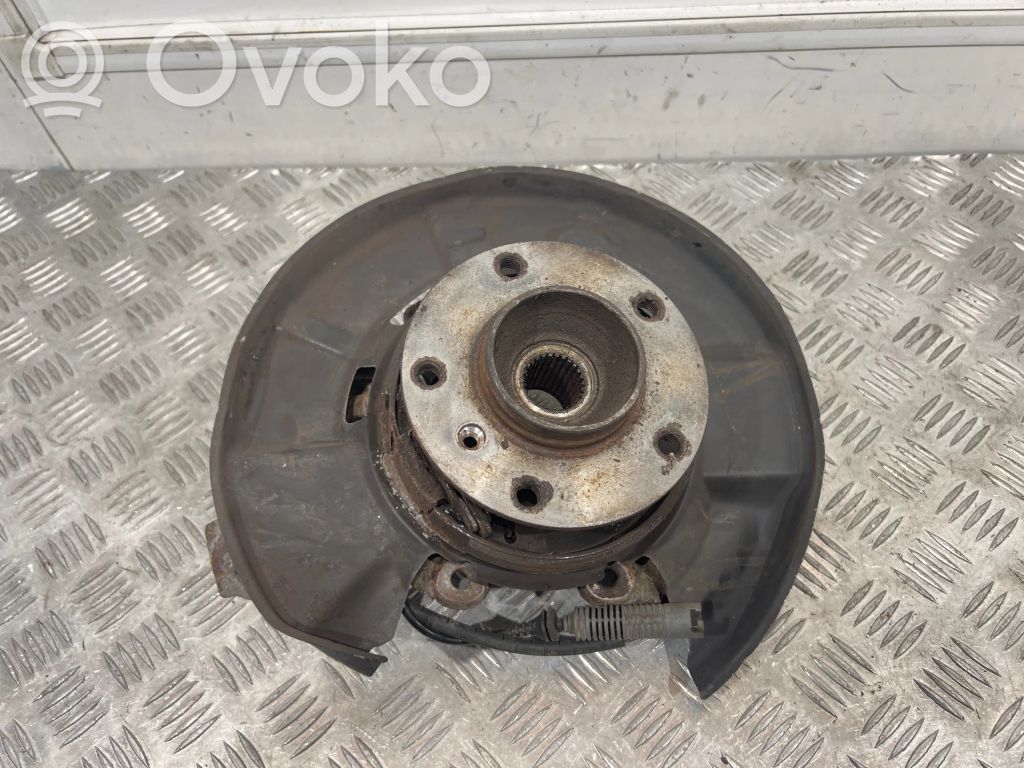 Rear wheel hub   6762858