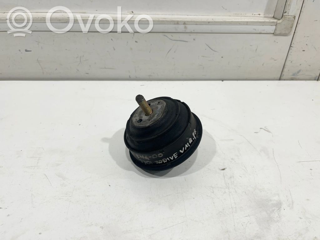 BMW 3 E46 Engine mount bracket 