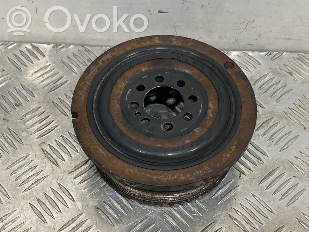 BMW 7 E65 E66 Kampiakselin vauhtipyörä 