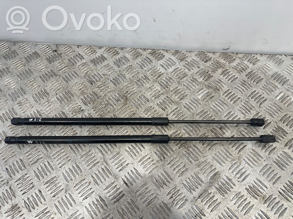 Mercedes-Benz E W212 Siłownik maski przedniej 