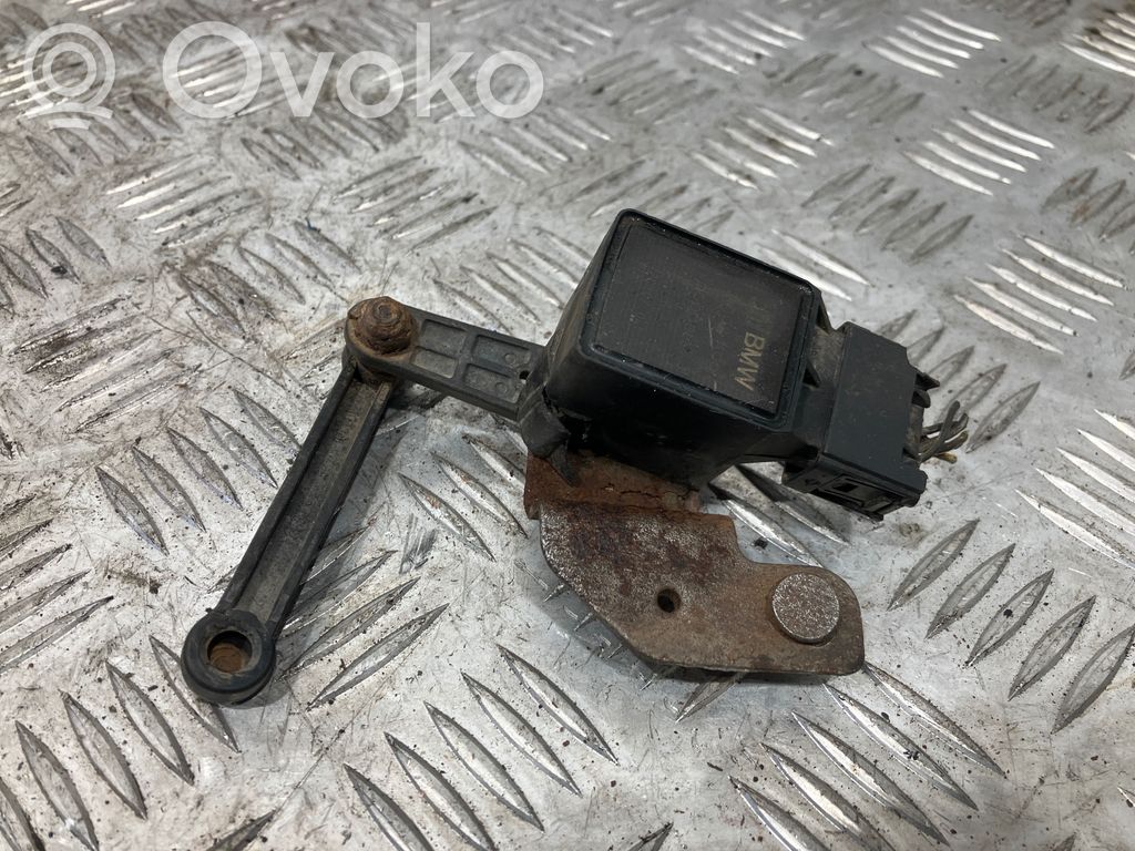 Headlight/headlamp level sensor   1093699