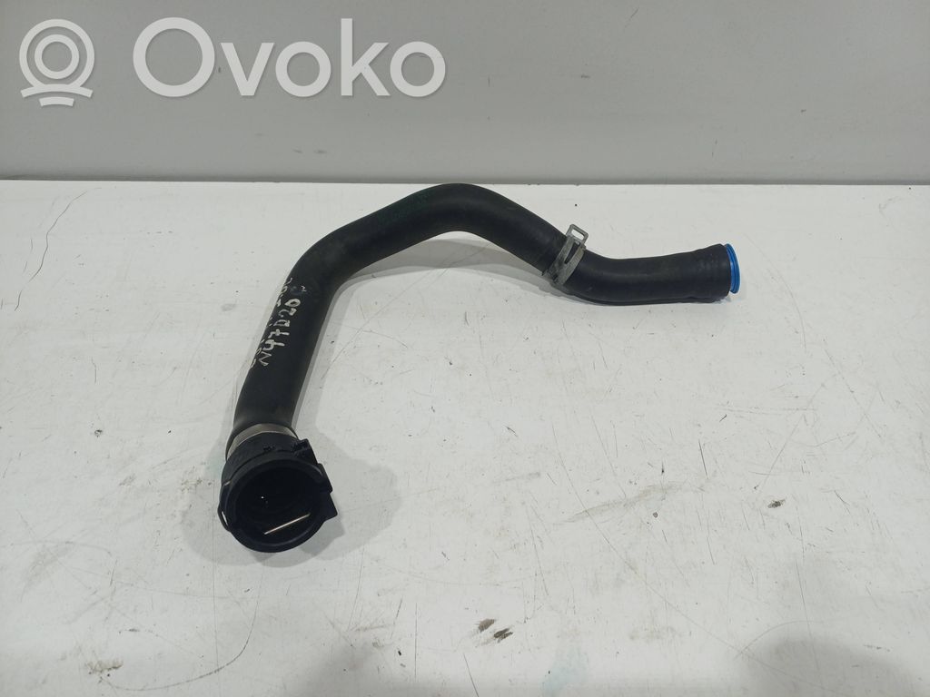 BMW 3 E90 E91 Conductă/furtun lichid de răcire motor 