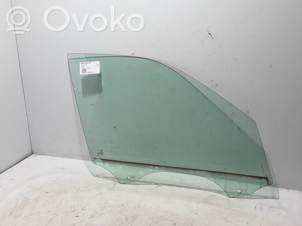 BMW X5 E70 Front door window glass four-door 