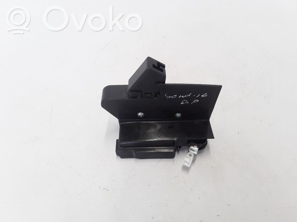 Dacia Sandero Front door lock 