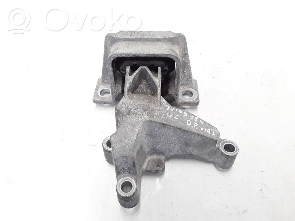 Renault Twingo II Engine mount bracket 
