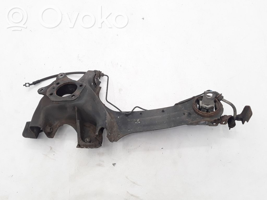 Volvo XC70 Aizmugurē riteņa rumbas vārpstas šarnīrs (stupica, capfa) 