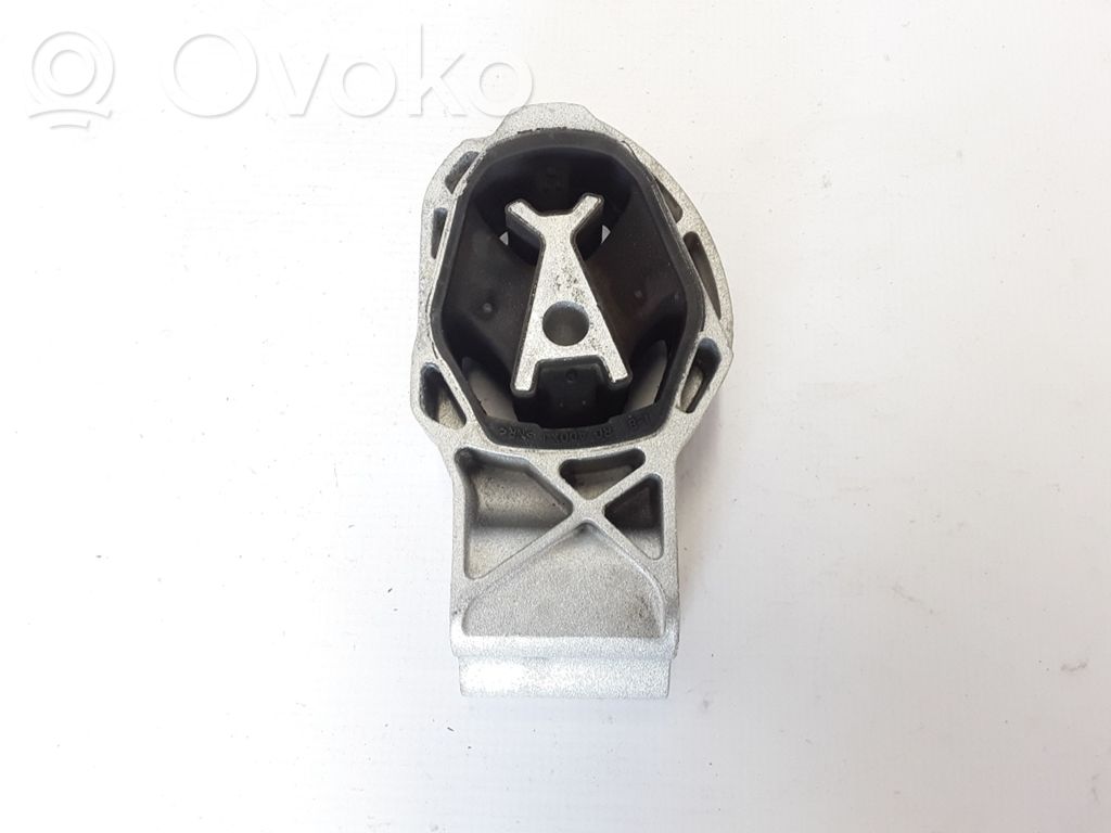 Volvo XC40 Engine mount bracket 