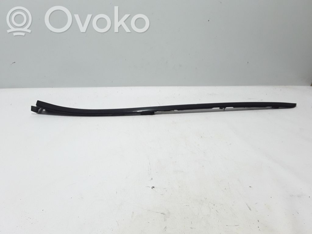 Renault Vel Satis Windshield trim 