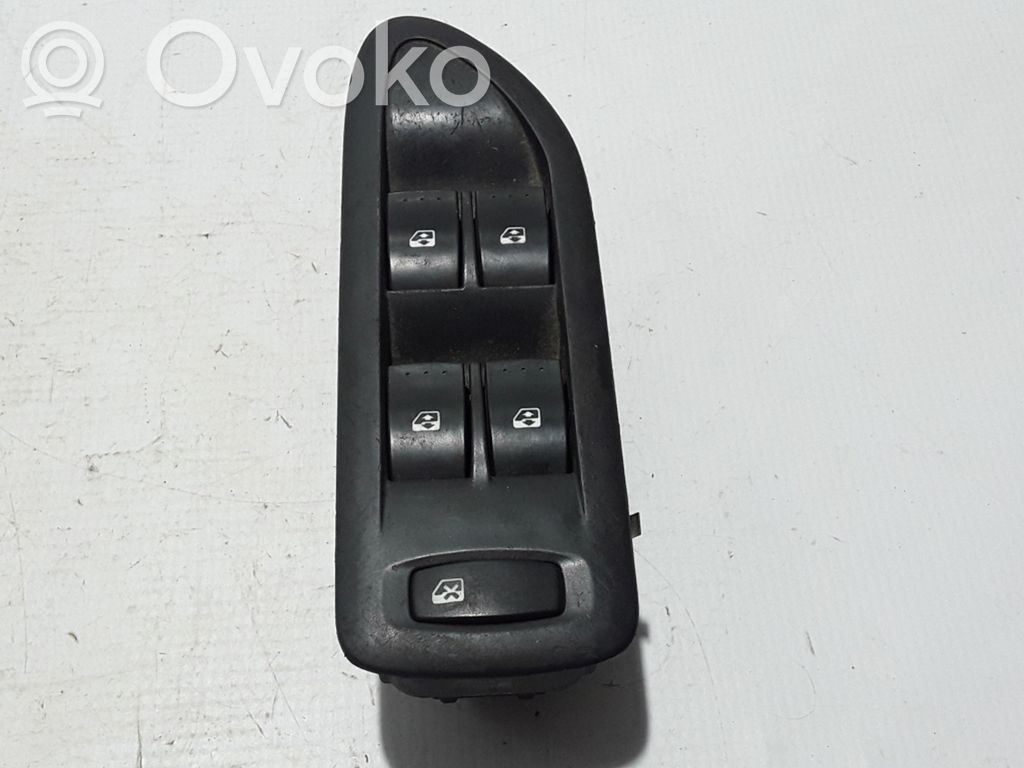 Renault Laguna II Electric window control switch 