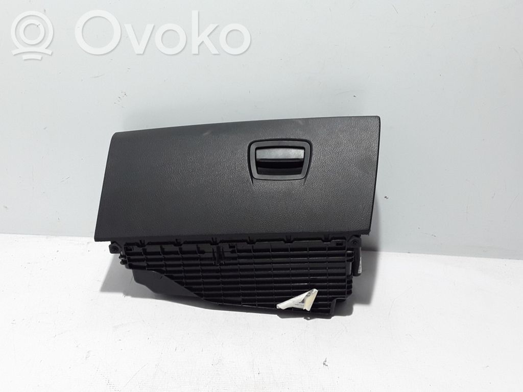 BMW 5 F10 F11 Schowek deski rozdzielczej 