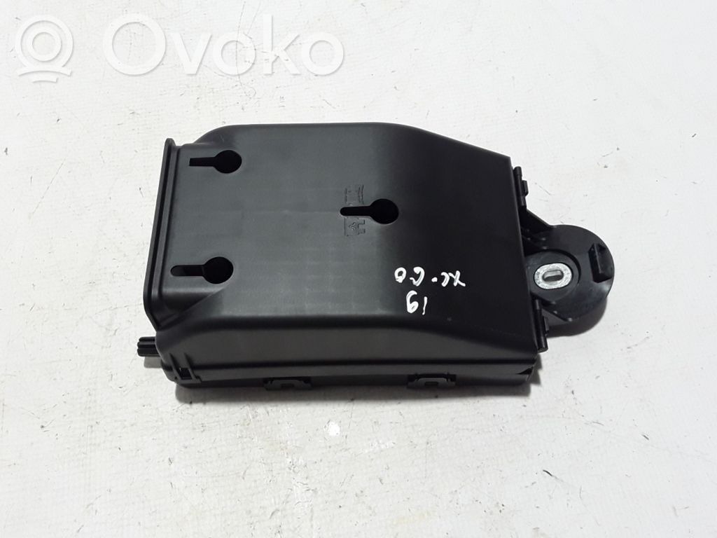 Volvo XC60 Fuse module 