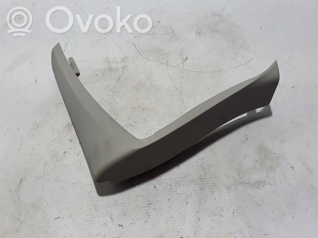 Chrysler Pacifica Panel trim 