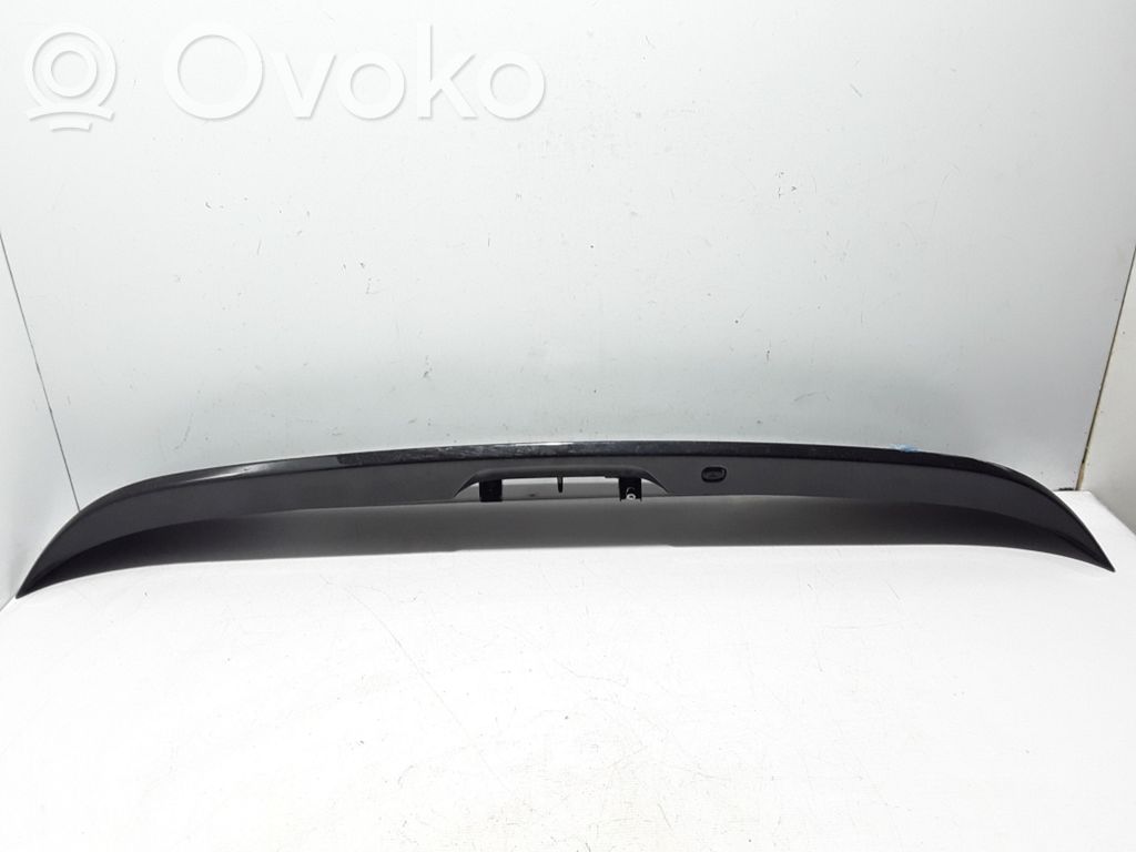 Tailgate/trunk spoiler   05182674AE