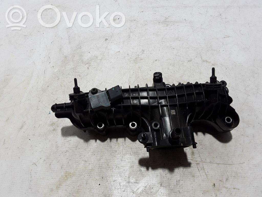 Volvo XC40 Colector de admisión 