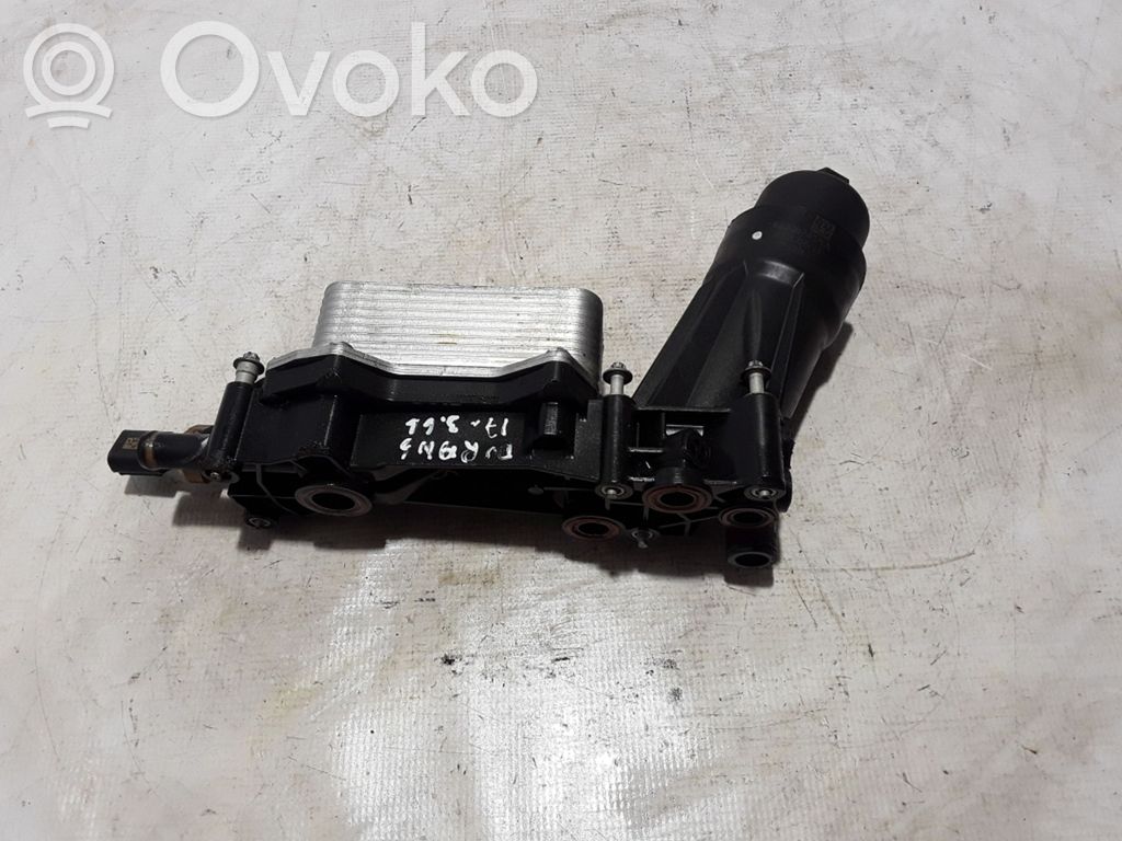 Dodge Durango Oil filter mounting bracket 