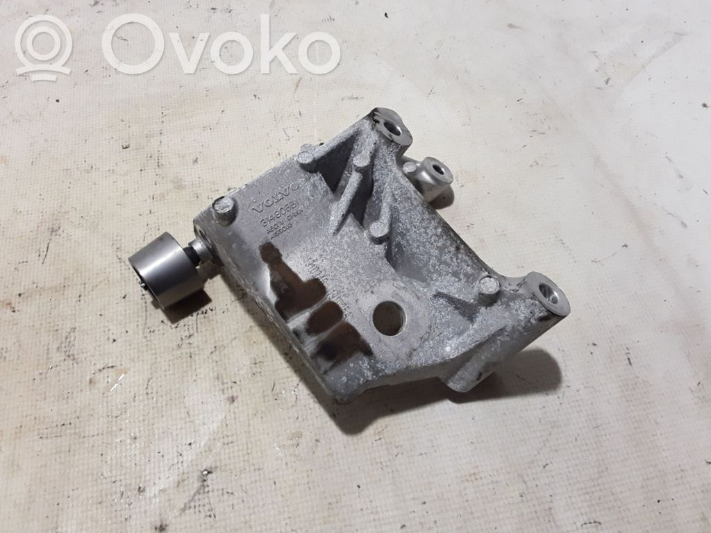 Engine mounting bracket   31480551