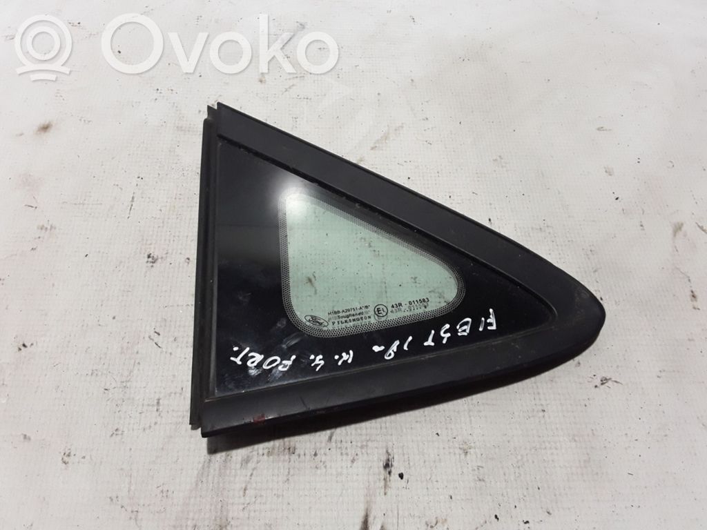 Ford Fiesta Vidrio lateral trasero 
