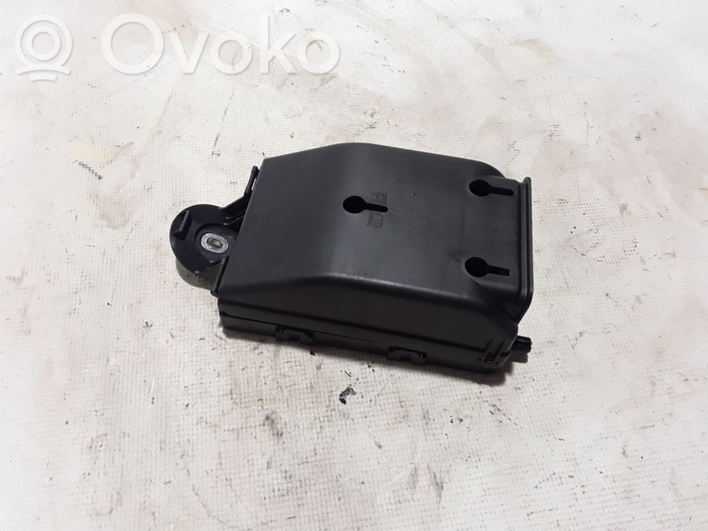 Volvo XC90 Fuse module 