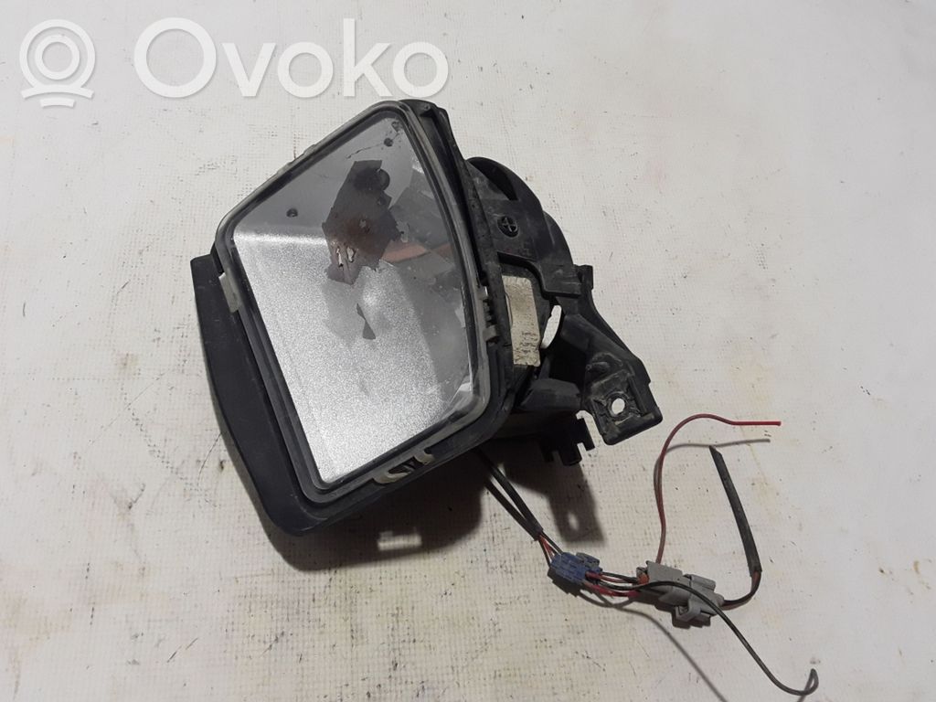 Etusumuvalo   68104820AC