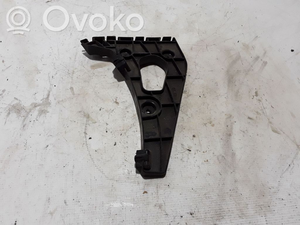 Rear bumper mounting bracket   8X0807377