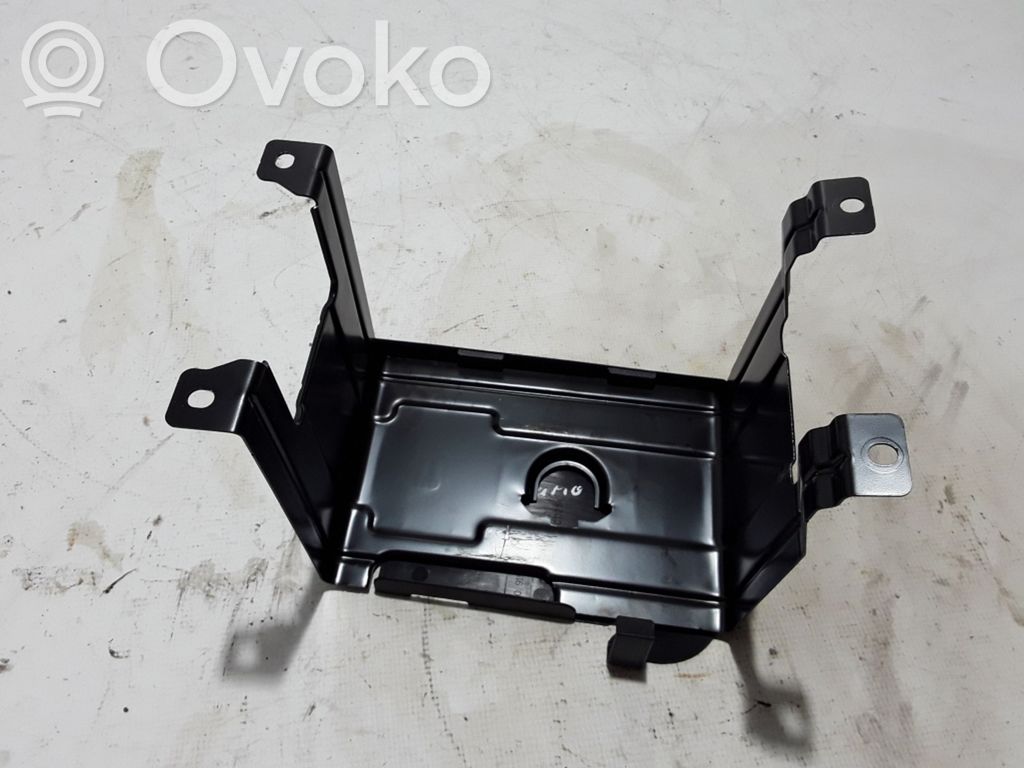 Audi A1 Akun kiinnike 