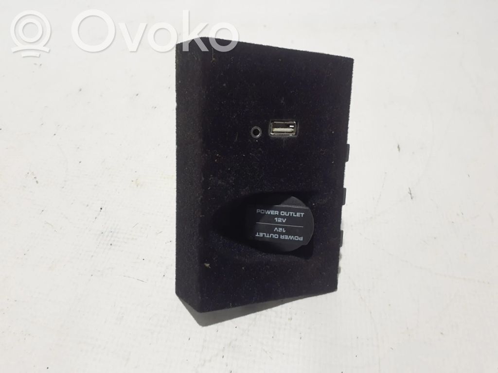 Porsche Panamera (970) Enchufe conector USB 