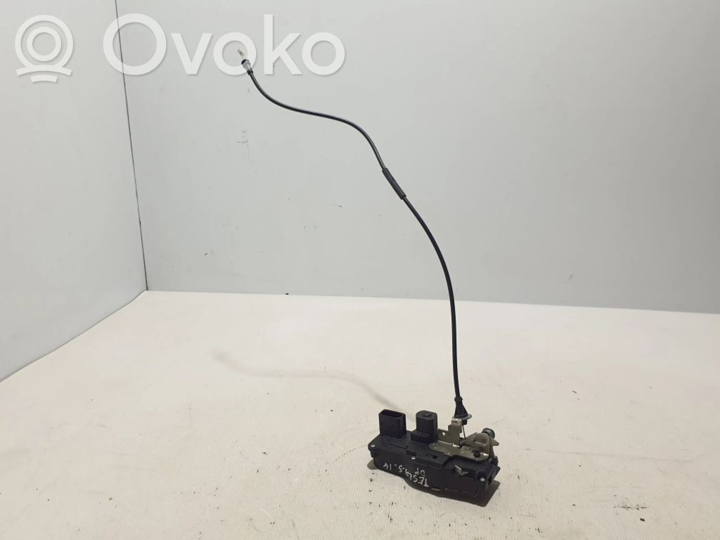 Tesla Model S Priekinė durų spyna 