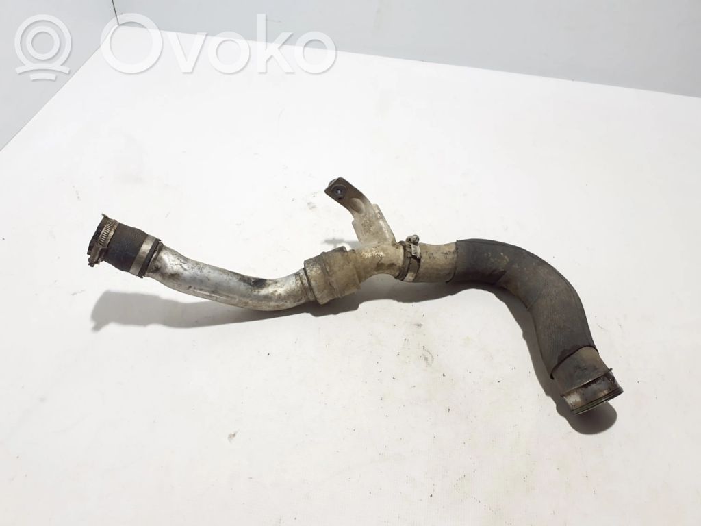 Volkswagen Touareg II Furtun/conductă intercooler