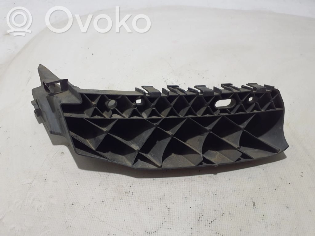 Dodge Durango Headlight/headlamp mounting bracket 