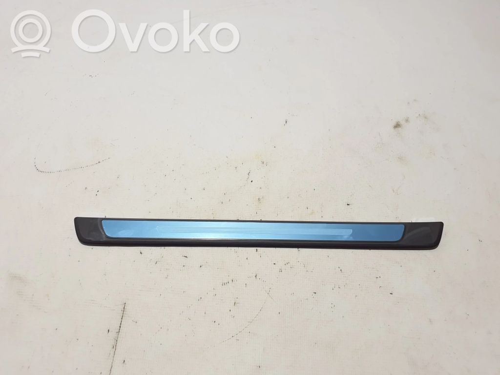 Audi e-tron Copertura del rivestimento del sottoporta anteriore 
