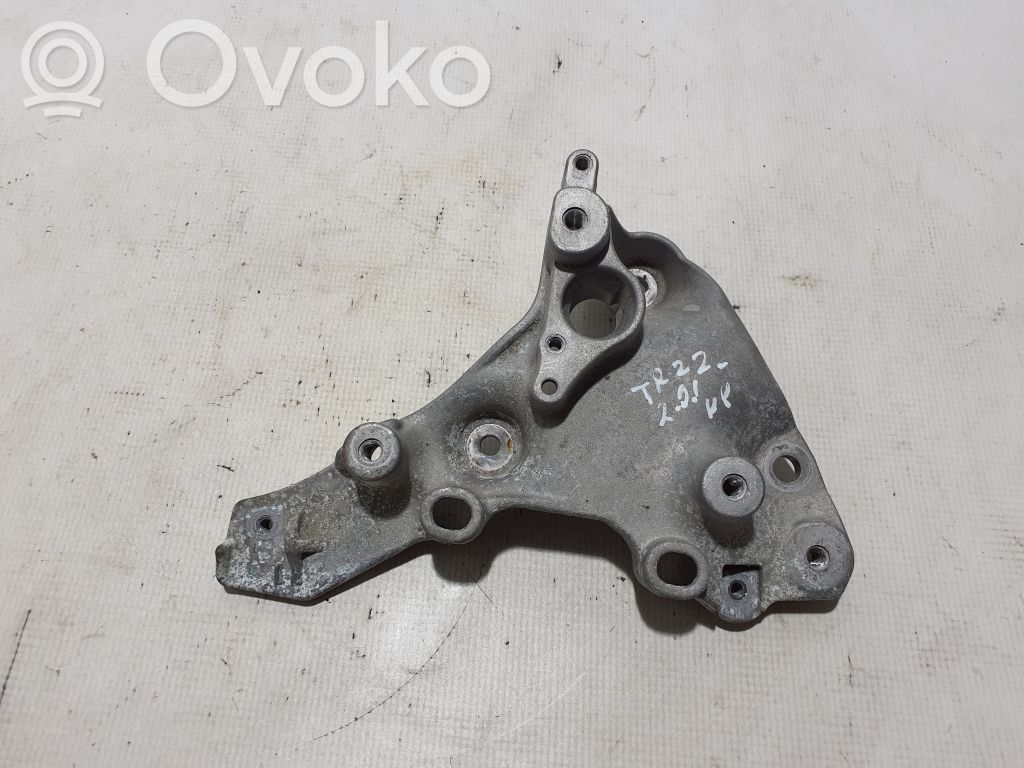 Renault Trafic III (X82) Engine mounting bracket 