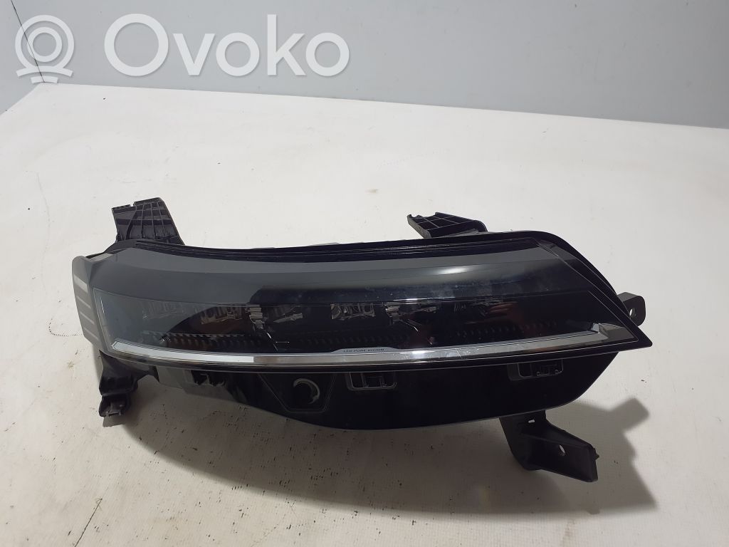 Renault Megane E-Tech Headlight/headlamp 